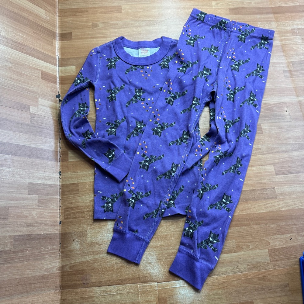Hanna Andersson Marvel Black Panther Long John Pajamas. Size 5, cotton